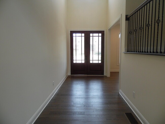 Photo - 2331 Coroneo Ln
