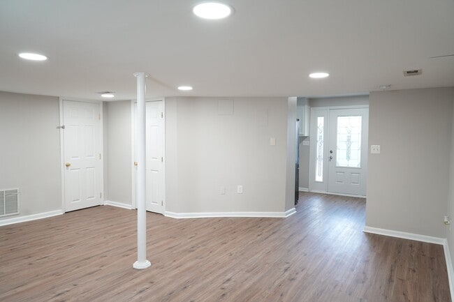 Photo - 8129 Woodholme Cir Unit A