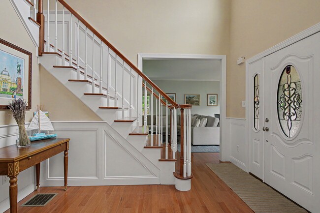 Photo - 11 Maple Dr