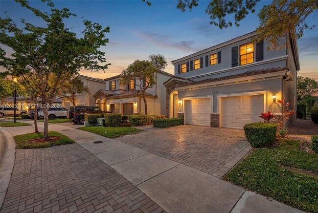 Photo - 19278 NE 6th Ave