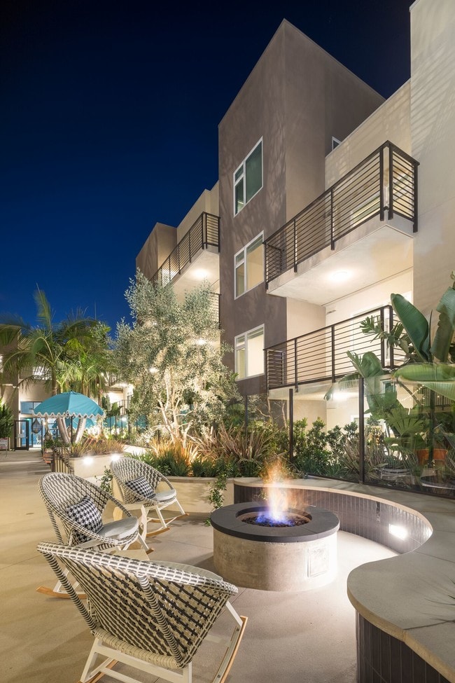 Vida North Park Apartments