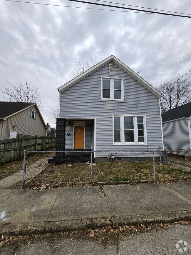 Building Photo - *EHA APPROVED* Large 2 bed house with wash...