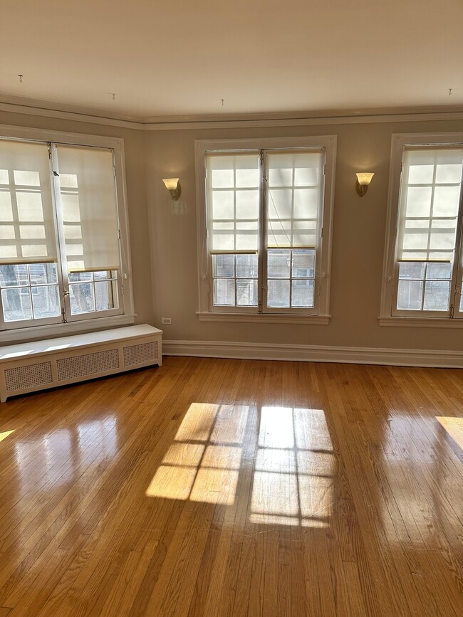 Photo - 723 Dobson St Unit Apt 2