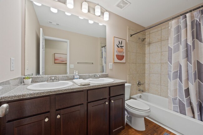 13581 Weycroft Cir