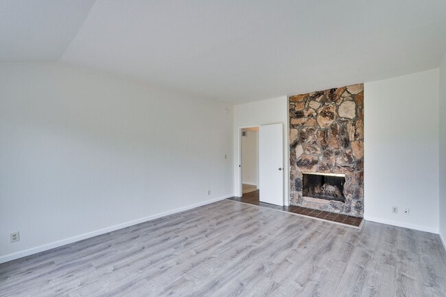 Photo - 3 BEDROOM 2 BATH House in Branham-Jarvis Neighborhood