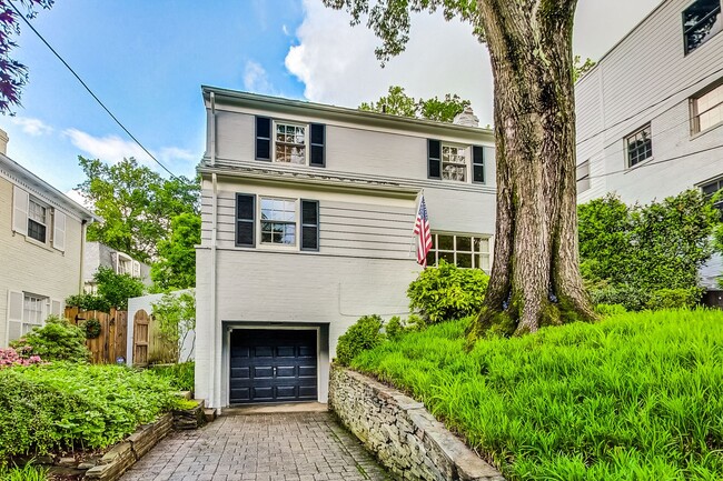 Photo - COMING SOON - Stunning 4 bed + 2 full & 2 1/2 bath Classic in NW DC