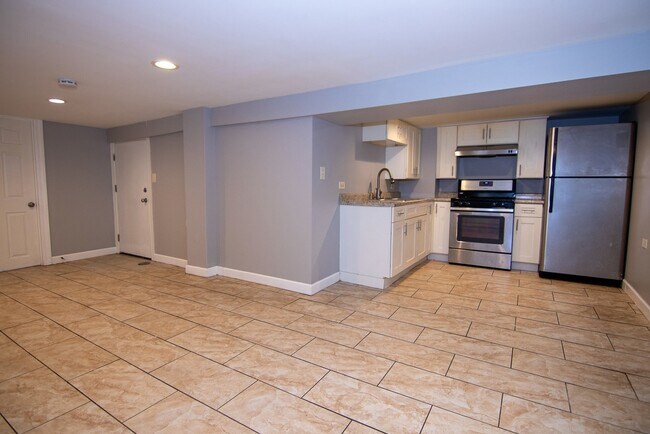 211 S Campbell Ave