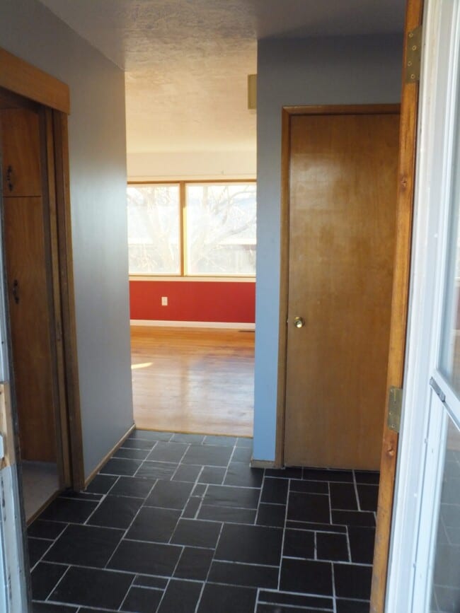 Photo - 1702 Edgar St Casa