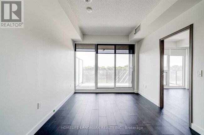 Photo - 85 McMahon Dr Unit 905