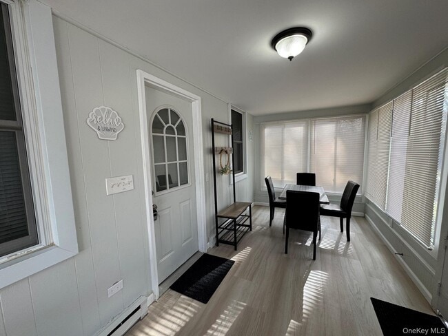 Photo - 131 Westbury Dr