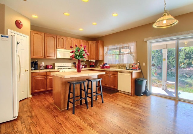 Photo - 20428 E Saratoga Pl