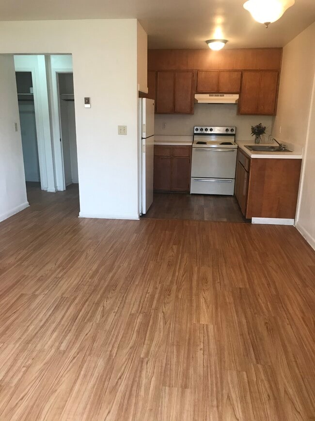 Photo - 2441 Old Knoxville Pike Unit 2441 Old Knoxville Pike