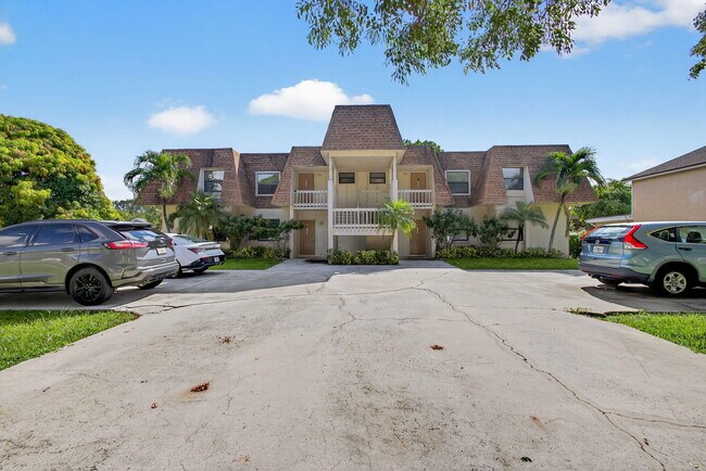 Building Photo - 1580 Montauk Dr Rental