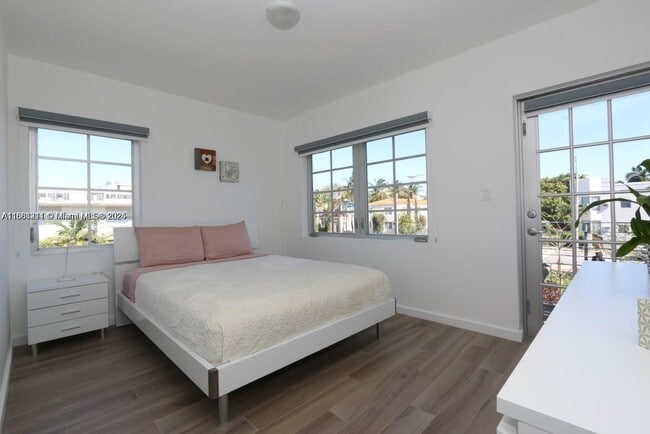 Photo - 1450 Meridian Ave Unit 206