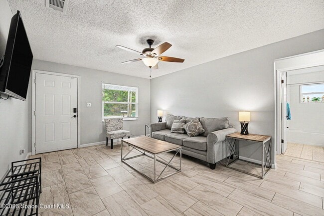 Photo - 302 Palm Ave