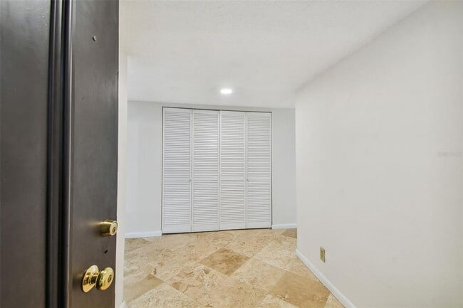 Photo - 100 Oakmont Ln Unit 106