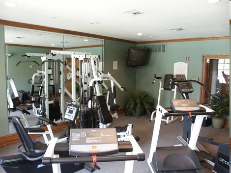 Fitness Center - Lakepointe Residences Apartments