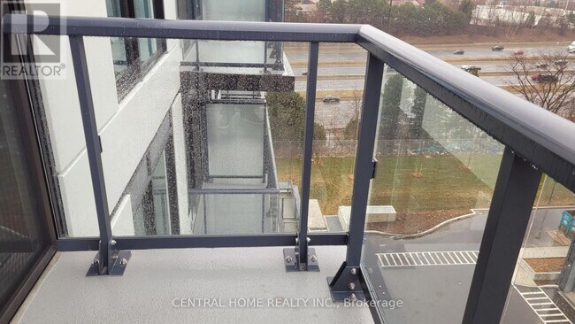 Photo - 7439 Kingston Rd Unité 817