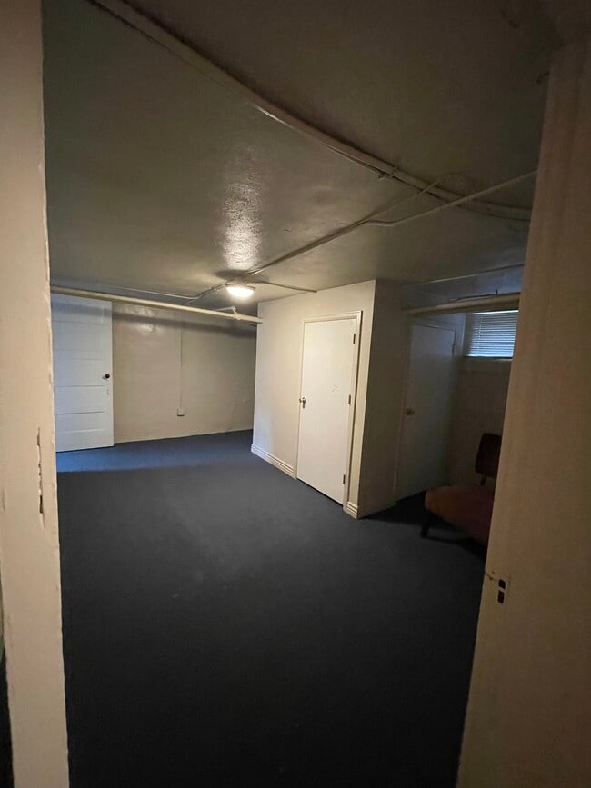 Photo - 729 W 9th Ave