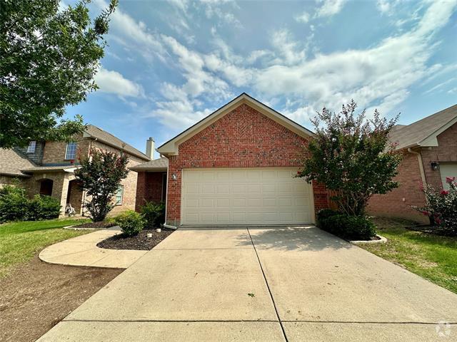 Building Photo - 16024 Alvarado Dr Rental