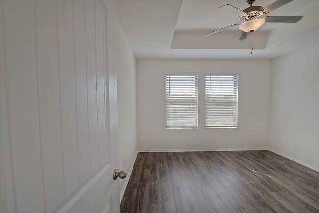 Building Photo - 14417 Conifer Dr