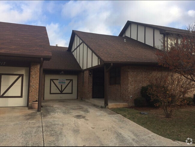 Building Photo - 9121 Knottingham Rental