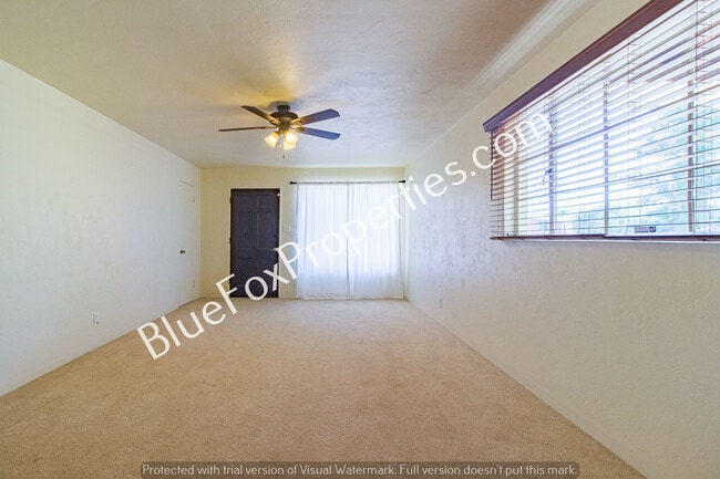 Photo - 418 S Jerrie Ave