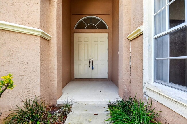 Photo - 2431 Westmont Dr