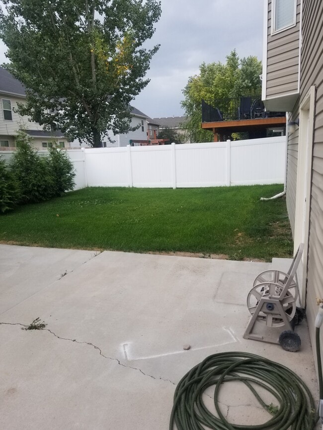 Back Yard - 39 N Archmore St Unit Lake Springs