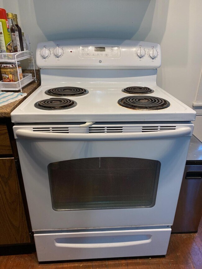 18 Main St Apartments Unit C North Bennington, VT