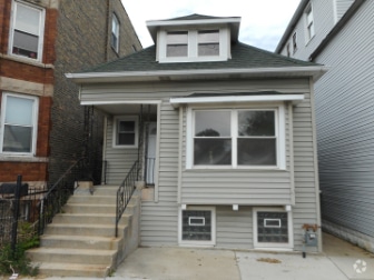 Building Photo - 3464 W Diversey Ave Rental