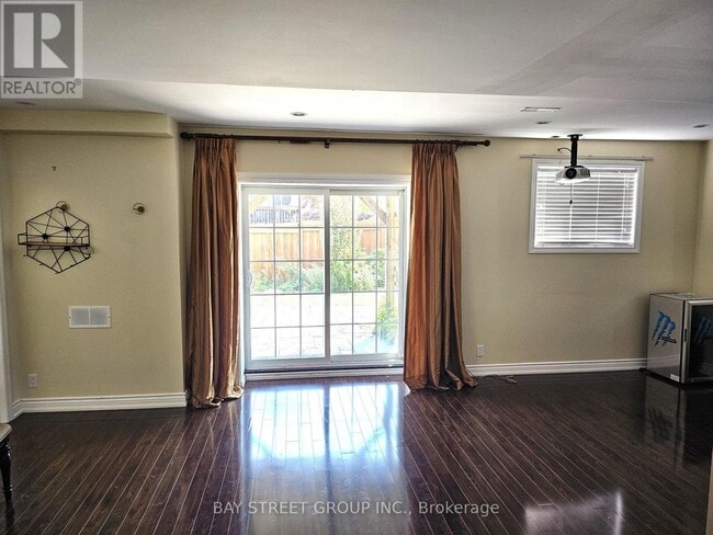 Photo - 33 Valmont Ave