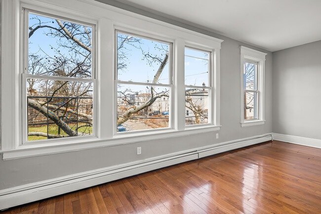 Photo - 13 20th Ave Unit 2