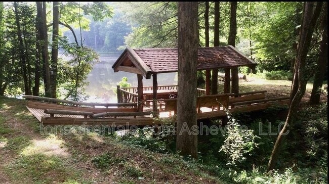 Photo - 4 Coma Lk Ln