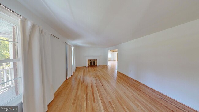 Photo - 7028 Wick Ln