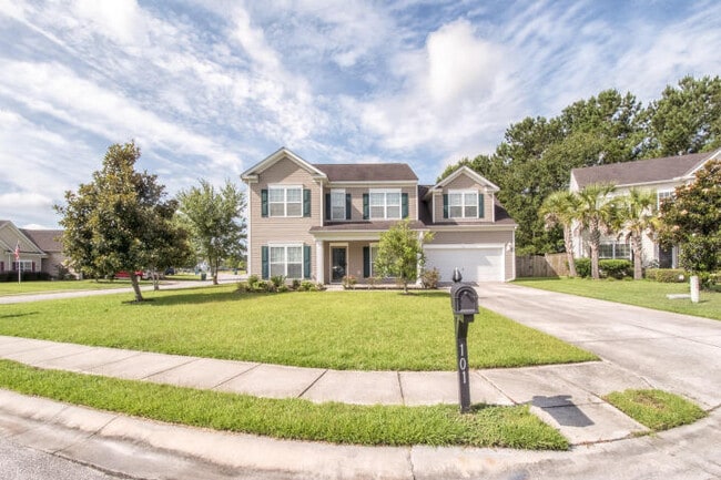 Building Photo - Beautiful 4BR 2.5Ba In Summerhaven community