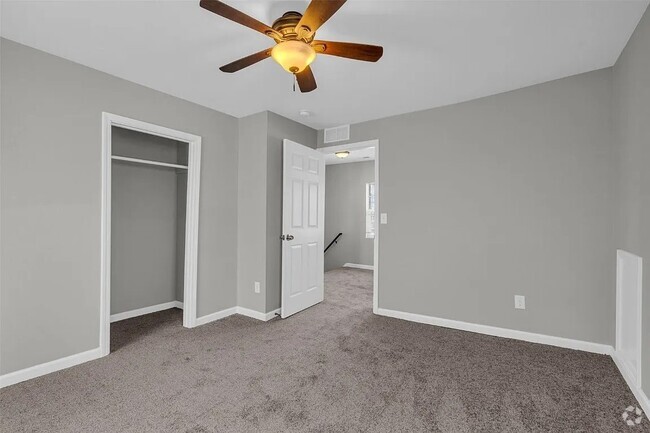 Building Photo - 1640 A Ave NE Rental