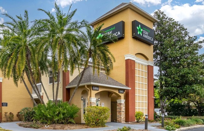 Furnished Studio-Tampa - North Airport