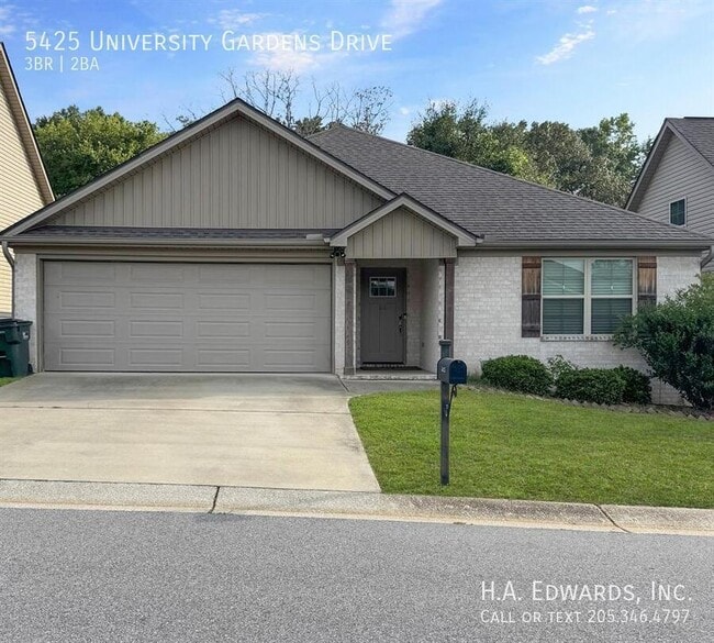 Building Photo - 5425 University Gardens Dr