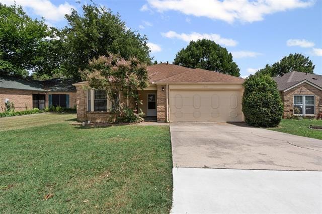 Photo - 841 Country Club Pl