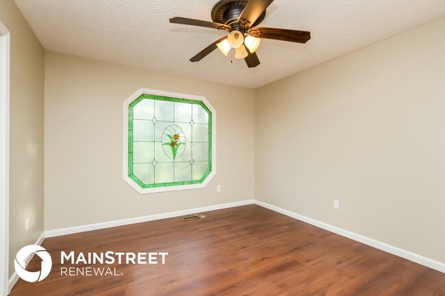 Photo - 1141 Reading Dr NW