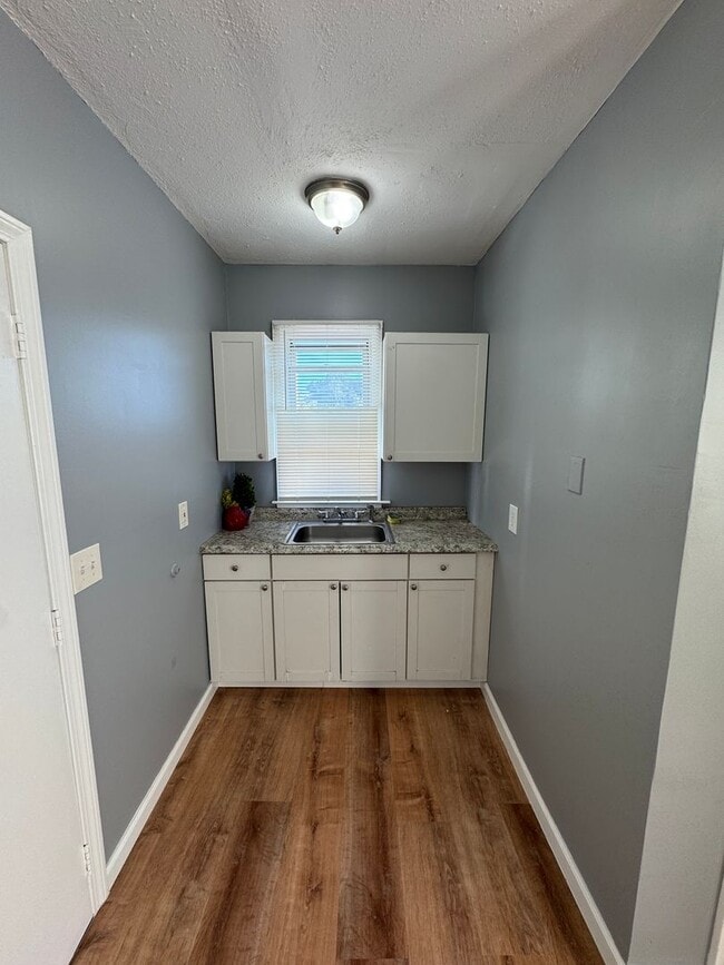 Photo - 23 Pond Lily Ave Unit 2nd Floor