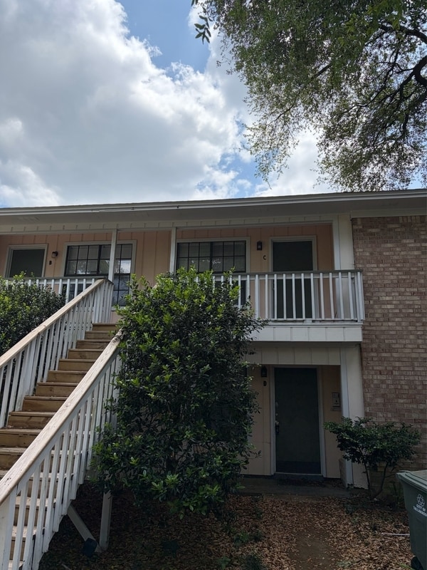 Photo - 220 Atkinson Drive - C