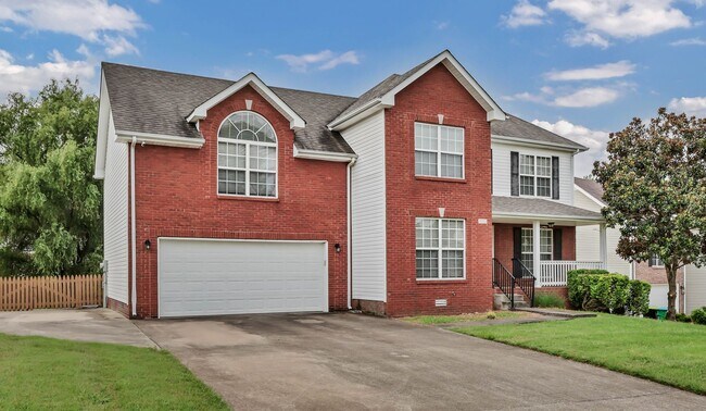 3332 Victoria Ct