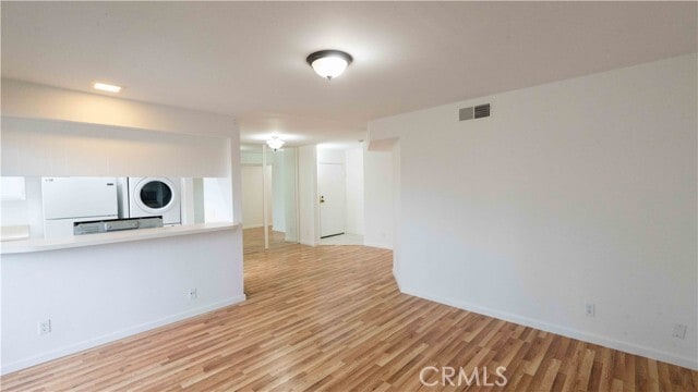 Building Photo - 14610 Erwin St Unit 304 Rental