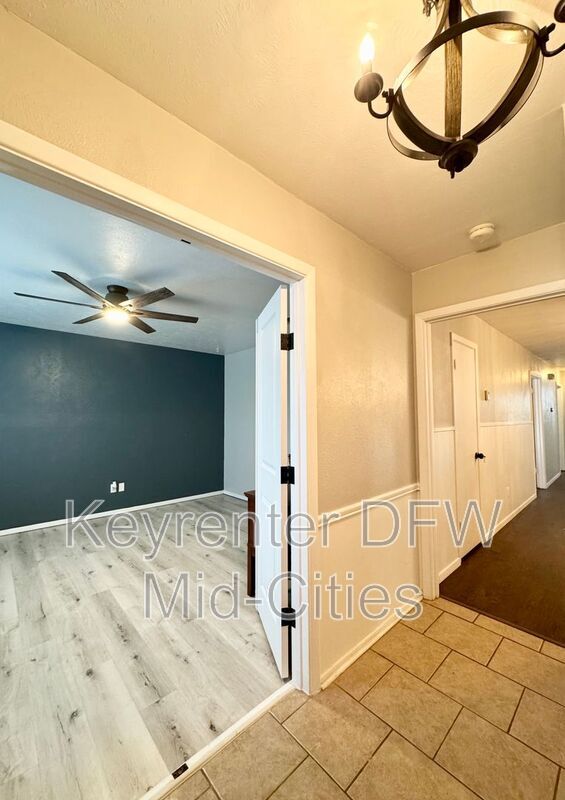 Photo - 901 Gregory Ave