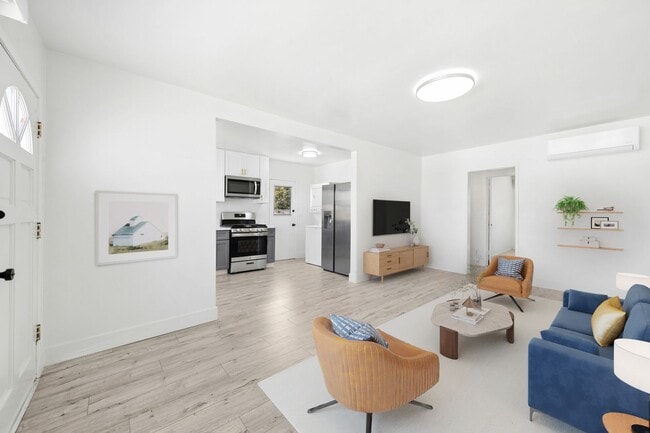 Photo - MYCORN & HORVATH Unit 1614
