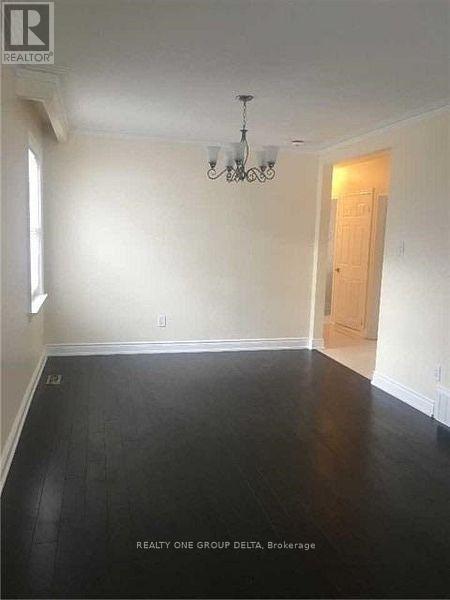 Photo - 30 Dittmer Crescent