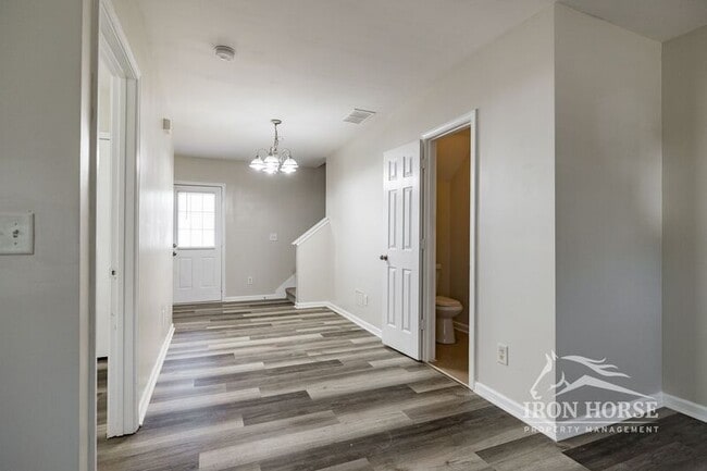 Photo - 634 Mill Stone Bluff