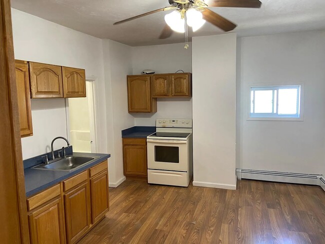 Photo - 171 Center Ave Unit Apt 1